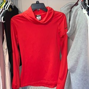 Women’s Nike Pull Over